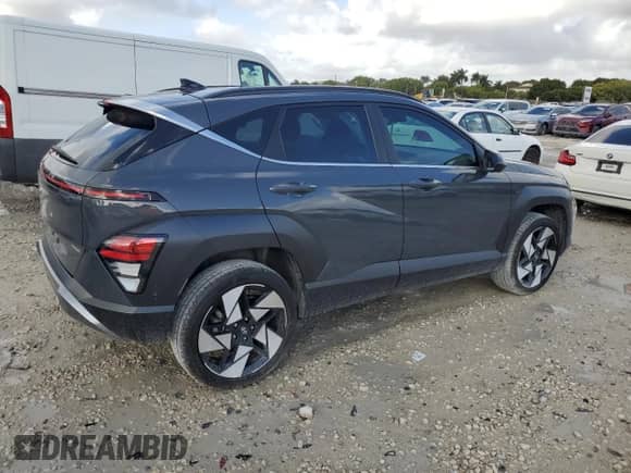 2024 Hyundai Kona Limited с VIN KM8HECA36RU048019, выставлен на аукционе Copart как лот 85298764 с пробегом 6 553 миль миль и На запчасти • Non repairable. История ставок и продаж доступна на DreamBid. Изображение 3.