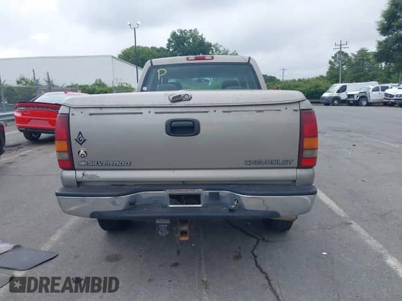 2002 Chevrolet Silverado 1500HD LT с VIN 1GCGK13U02F157489, выставлен на аукционе IAAI как лот 42789384 с пробегом Не указан миль и . История ставок и продаж доступна на DreamBid. Изображение 15.