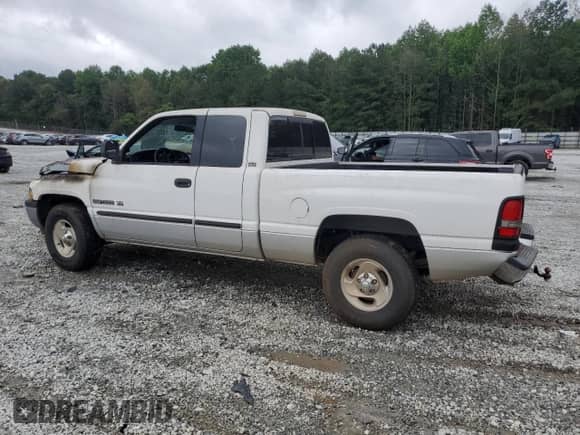 2001 Dodge 1500 with VIN 3B7HC13Y31G782809, listed as a Copart auction lot 58892705 with Not provided miles and Non repairable. Bid and sale history available at DreamBid. Image 2.