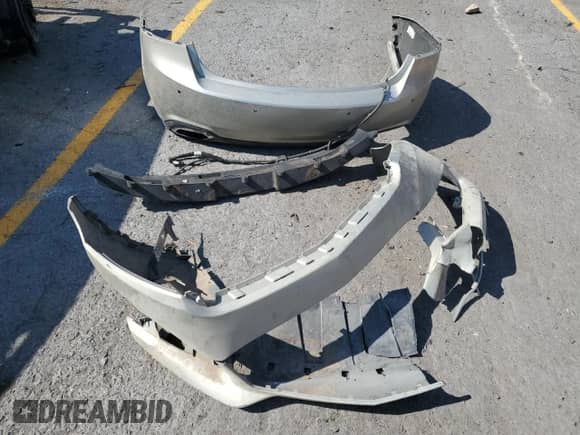 2015 Chevrolet Impala LTZ with VIN 2G1165S3XF9235035, listed as a Copart auction lot 68714855 with Not provided miles and Non repairable. Bid and sale history available at DreamBid. Image 12.