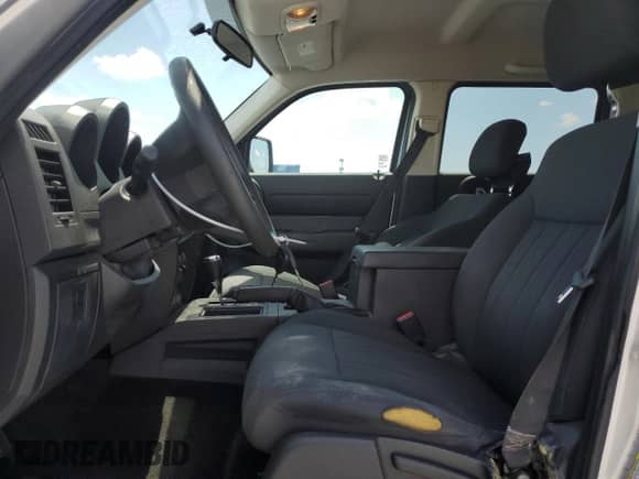 2011 Dodge Nitro Heat with VIN 1D4PT4GK5BW605204, listed as a Copart auction lot 52677235 with 104,039 mi miles and Salvage title. Bid and sale history available at DreamBid. Image 7.