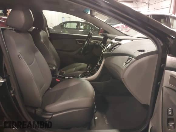 2015 Hyundai Elantra Sport z VIN KMHDH4AH0FU342647, wystawiony jako IAAI lot #42305528 z przebiegiem 59 204 mil mil oraz . Historia ofert i sprzedaży dostępna na DreamBid. Obrazek 5.