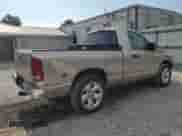 2004 Dodge 1500 ST z VIN 1D7HA16K34J131086, wystawiony jako Copart lot #67749765 z przebiegiem 239 666 mil mil oraz Szkoda całkowita • Salvage title. Historia ofert i sprzedaży dostępna na DreamBid. Obrazek 3.