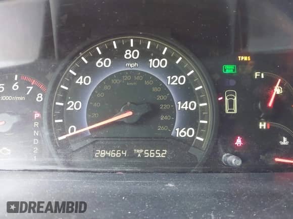 2008 Honda Odyssey EX-L with VIN 5FNRL38658B072236, listed as a IAAI auction lot 42889381 with 284,664 mi miles and . Bid and sale history available at DreamBid. Image 7.