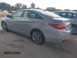 2011 Hyundai Sonata SE z VIN 5NPEC4AC4BH060236, wystawiony jako IAAI lot #43193376 z przebiegiem 87 918 mil mil oraz . Historia ofert i sprzedaży dostępna na DreamBid. Obrazek 3.