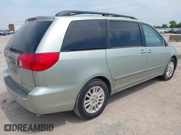 2009 Toyota Sienna XLE with VIN 5TDZK22C99S288258, listed as a IAAI auction lot 42965405 with 121,883 mi miles and . Bid and sale history available at DreamBid. Image 4.