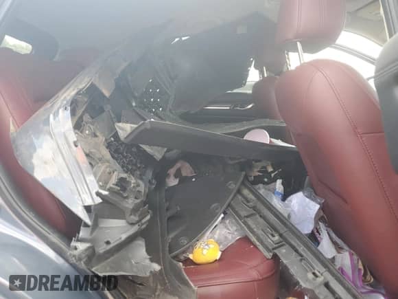 2022 Mazda CX-5 S Carbon Edition z VIN JM3KFBCMXN1560411, wystawiony jako Copart lot #65896595 z przebiegiem Nie podano mil oraz Szkoda całkowita • Salvage title. Historia ofert i sprzedaży dostępna na DreamBid. Obrazek 10.