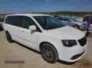 2017 Dodge Grand Caravan SE with VIN 2C4RDGBG6HR631206, listed as a Copart auction lot 80482835 with 43,586 mi miles and Salvage title. Bid and sale history available at DreamBid. Image 4.