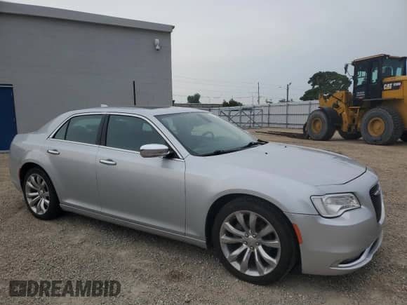 2020 Chrysler 300 Limited с VIN 2C3CCAEG0LH116934, выставлен на аукционе Copart как лот 67843945 с пробегом 76 220 миль миль и Списание • Salvage title. История ставок и продаж доступна на DreamBid. Изображение 4.