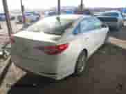 2016 Hyundai Sonata SE z VIN 5NPE24AF9GH349844, wystawiony jako IAAI lot #41310956 z przebiegiem 199 762 mil mil oraz . Historia ofert i sprzedaży dostępna na DreamBid. Obrazek 4.