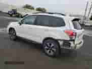 2018 Subaru Forester Premium z VIN JF2SJAEC7JH516178, wystawiony jako Copart lot #83781815 z przebiegiem 77 099 mil mil oraz Szkoda całkowita • Salvage title. Historia ofert i sprzedaży dostępna na DreamBid. Obrazek 2.