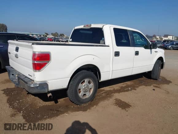 2011 Ford F-150 XLT с VIN 1FTFW1CF3BFD13817, выставлен на аукционе IAAI как лот 43558556 с пробегом 211 999 миль миль и . История ставок и продаж доступна на DreamBid. Изображение 4.