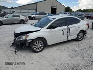 2019 Nissan Sentra SV z VIN 3N1AB7AP3KY235670, wystawiony jako Copart lot #70370375 z przebiegiem 153 317 mil mil oraz Szkoda całkowita • Salvage title. Historia ofert i sprzedaży dostępna na DreamBid. Obrazek 1.