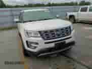 2017 Ford Explorer Limited z VIN 1FM5K8F8XHGC35774, wystawiony jako Copart lot #70104315 z przebiegiem 109 548 mil mil oraz Czysty tytuł • Clean title. Historia ofert i sprzedaży dostępna na DreamBid. Obrazek 14.