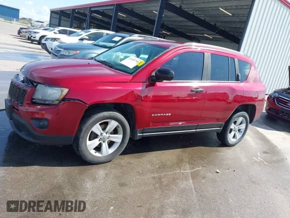 2014 Jeep Compass Latitude with VIN 1C4NJCEB4ED651713, listed as a IAAI auction lot 43305790 with 139,289 mi miles and . Bid and sale history available at DreamBid. Image 14.