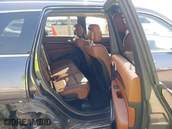 2015 Jeep Grand Cherokee Summit with VIN 1C4RJFJTXFC624797, listed as a IAAI auction lot 43244683 with 84,681 mi miles and . Bid and sale history available at DreamBid. Image 8.