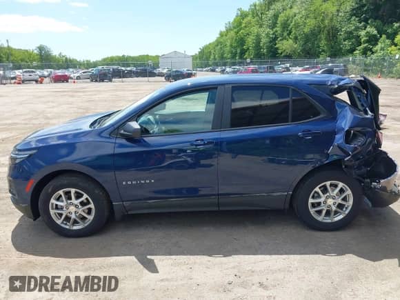 2023 Chevrolet Equinox LS z VIN 3GNAXSEG8PL205328, wystawiony jako IAAI lot #42295890 z przebiegiem 19 078 mil mil oraz . Historia ofert i sprzedaży dostępna na DreamBid. Obrazek 14.