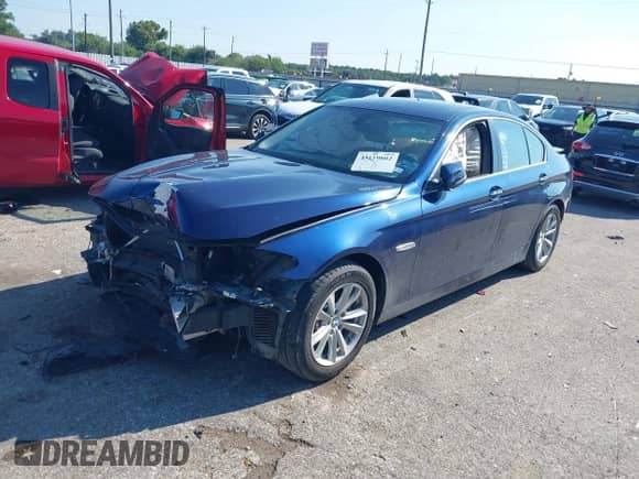 2015 BMW 5 Series 528i с VIN WBA5A5C54FD525083, выставлен на аукционе IAAI как лот 43119802 с пробегом 117 579 миль миль и . История ставок и продаж доступна на DreamBid. Изображение 17.