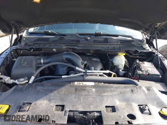 2017 Ram 1500 Sport z VIN 1C6RR7MT3HS796390, wystawiony jako IAAI lot #42701105 z przebiegiem 143 027 mil mil oraz . Historia ofert i sprzedaży dostępna na DreamBid. Obrazek 10.