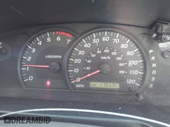 2005 Toyota Tundra SR5 с VIN 5TBBT441X5S458541, выставлен на аукционе IAAI как лот 43279502 с пробегом 176 590 миль миль и . История ставок и продаж доступна на DreamBid. Изображение 7.