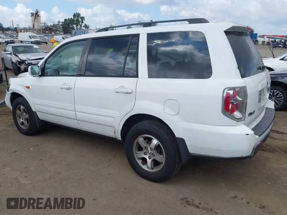 2006 Honda Pilot EX with VIN 2HKYF18416H532772, listed as a IAAI auction lot 43378789 with 168,317 mi miles and . Bid and sale history available at DreamBid. Image 3.