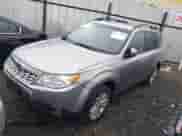 2011 Subaru Forester X Limited z VIN JF2SHAEC5BH723620, wystawiony jako IAAI lot #37275802 z przebiegiem 142 079 mil mil oraz . Historia ofert i sprzedaży dostępna na DreamBid. Obrazek 2.