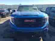 2022 GMC Sierra 1500 Elevation z VIN 3GTUUCET2NG647870, wystawiony jako Copart lot #79753944 z przebiegiem 68 561 mil mil oraz Szkoda całkowita • Salvage title. Historia ofert i sprzedaży dostępna na DreamBid. Obrazek 5.