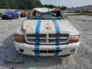 2000 Dodge Dakota Sport with VIN 1B7GL22Z8YS588811, listed as a Copart auction lot 57253645 with Not provided miles and Salvage title. Bid and sale history available at DreamBid. Image 5.