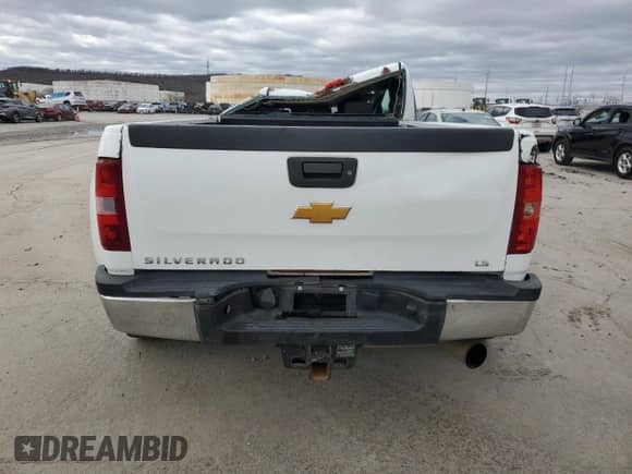 2014 Chevrolet Silverado 3500HD LT с VIN 1GC4KZC84EF136539, выставлен на аукционе Copart как лот 87398334 с пробегом Не указан миль и Чистый • Clean title. История ставок и продаж доступна на DreamBid. Изображение 6.