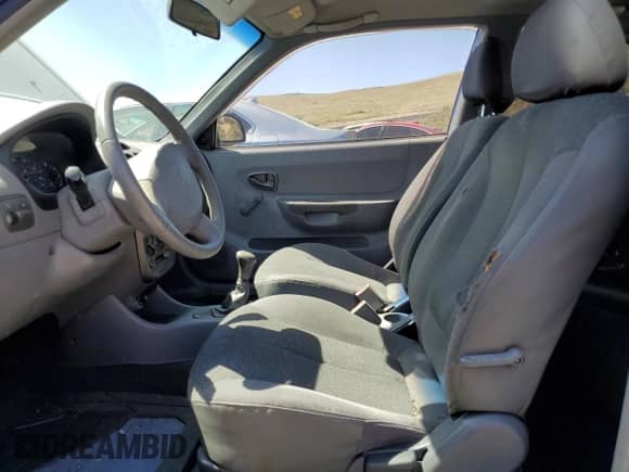 2002 Hyundai Accent z VIN KMHCF35G72U206880, wystawiony jako Copart lot #62286955 z przebiegiem 200 952 mil mil oraz Szkoda całkowita • Salvage title. Historia ofert i sprzedaży dostępna na DreamBid. Obrazek 7.