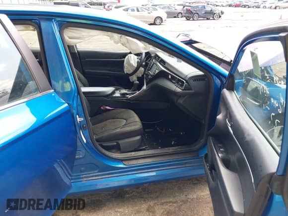 2019 Toyota Camry Hybrid LE с VIN 4T1B31HK6KU006419, выставлен на аукционе IAAI как лот 42678278 с пробегом Не указан миль и . История ставок и продаж доступна на DreamBid. Изображение 5.