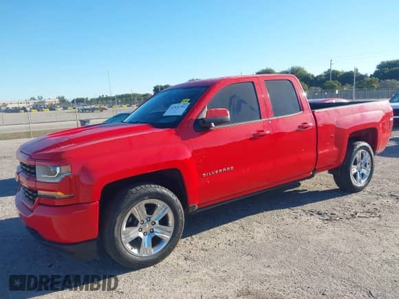 2017 Chevrolet Silverado 1500 Custom с VIN 1GCRCPEH3HZ198991, выставлен на аукционе IAAI как лот 41826784 с пробегом 93 692 миль миль и . История ставок и продаж доступна на DreamBid. Изображение 18.