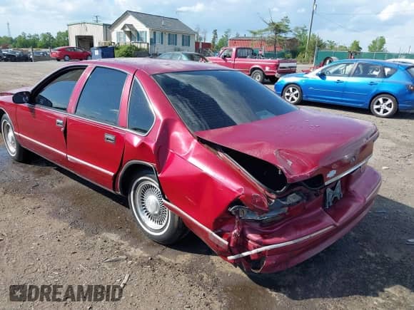1996 Chevrolet Caprice 1SA Special Value z VIN 1G1BL52P2TR170330, wystawiony jako IAAI lot #42179740 z przebiegiem 169 555 mil mil oraz . Historia ofert i sprzedaży dostępna na DreamBid. Obrazek 6.