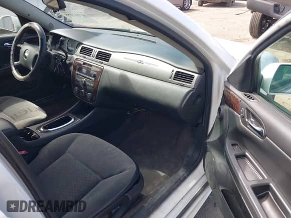 2015 Chevrolet Impala Police Police with VIN 2G1WD5E35F1165983, listed as a IAAI auction lot 41969158 with 137,779 mi miles and . Bid and sale history available at DreamBid. Image 5.