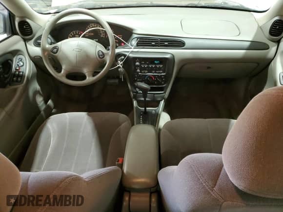 2005 Chevrolet Malibu Classic z VIN 1G1ND52F45M228522, wystawiony jako Copart lot #50364125 z przebiegiem 121 219 mil mil oraz Szkoda całkowita • Salvage title. Historia ofert i sprzedaży dostępna na DreamBid. Obrazek 8.