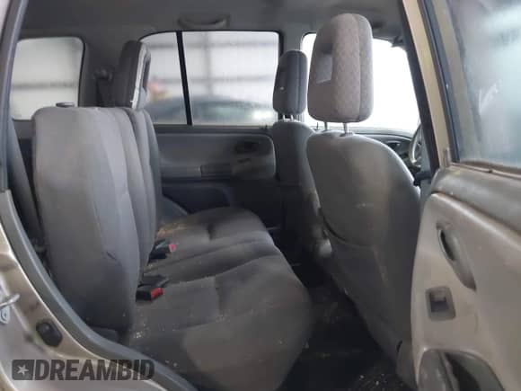 2003 Chevrolet Tracker с VIN 2CNBJ13C236916235, выставлен на аукционе IAAI как лот 42406250 с пробегом 186 999 миль миль и . История ставок и продаж доступна на DreamBid. Изображение 8.