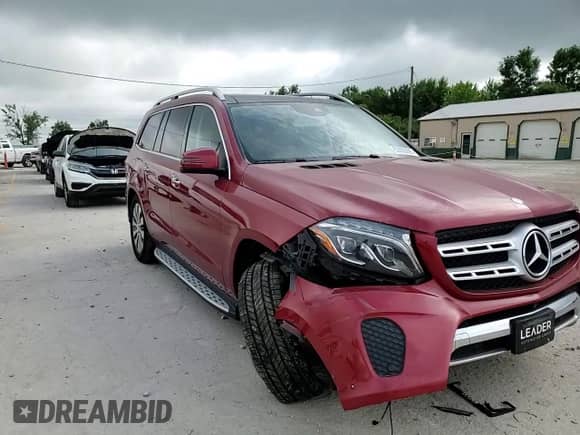 2017 Mercedes-Benz GLS 450 z VIN 4JGDF6EEXHA832227, wystawiony jako Copart lot #62850295 z przebiegiem 102 079 mil mil oraz Szkoda całkowita • Salvage title. Historia ofert i sprzedaży dostępna na DreamBid. Obrazek 13.