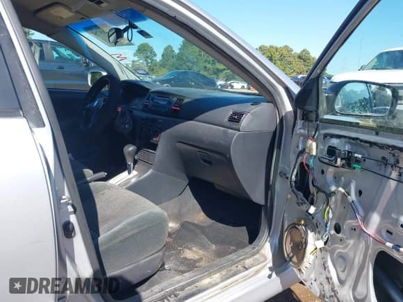 2005 Toyota Corolla CE с VIN 1NXBR32E45Z401345, выставлен на аукционе IAAI как лот 43489750 с пробегом 230 543 миль миль и . История ставок и продаж доступна на DreamBid. Изображение 5.