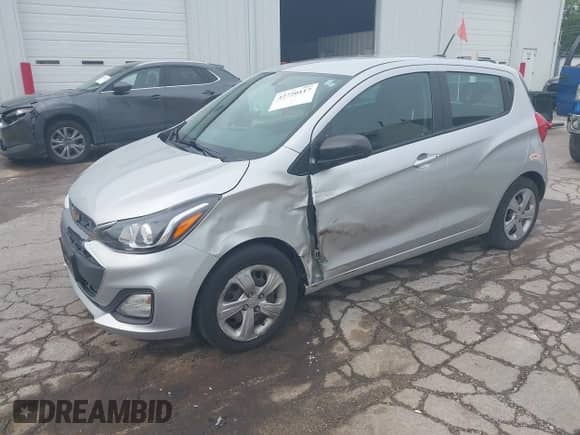 2021 Chevrolet Spark LS z VIN KL8CB6SA3MC227759, wystawiony jako IAAI lot #42720117 z przebiegiem 50 758 mil mil oraz . Historia ofert i sprzedaży dostępna na DreamBid. Obrazek 17.