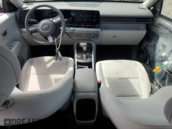 2024 Hyundai Kona SE с VIN KM8HA3AB3RU042651, выставлен на аукционе Copart как лот 69576095 с пробегом 42 854 миль миль и Списание • Salvage title. История ставок и продаж доступна на DreamBid. Изображение 8.