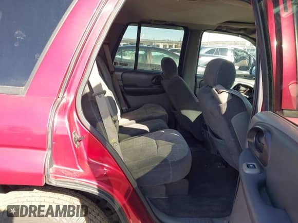 2002 Chevrolet TrailBlazer LS с VIN 1GNDT13S422138585, выставлен на аукционе IAAI как лот 41498102 с пробегом Не указан миль и . История ставок и продаж доступна на DreamBid. Изображение 8.