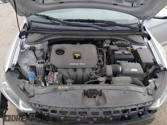 2018 Hyundai Elantra SE z VIN KMHD74LF2JU449447, wystawiony jako IAAI lot #43338315 z przebiegiem 96 732 mil mil oraz . Historia ofert i sprzedaży dostępna na DreamBid. Obrazek 10.