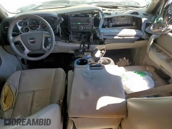 2009 GMC Sierra 1500 SLE с VIN 3GTEC23039G275696, выставлен на аукционе Copart как лот 90617405 с пробегом 221 471 миль миль и Списание • Salvage title. История ставок и продаж доступна на DreamBid. Изображение 8.