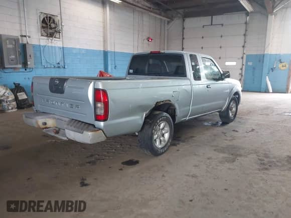 2002 Nissan Frontier XE with VIN 1N6DD26S02C354769, listed as a IAAI auction lot 43387343 with 204,843 mi miles and . Bid and sale history available at DreamBid. Image 4.