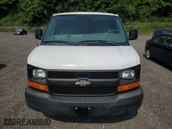 2011 Chevrolet Express Cargo с VIN 1GCWGFCA4B1129871, выставлен на аукционе Copart как лот 67479845 с пробегом 220 110 миль миль и Чистый • Clean title. История ставок и продаж доступна на DreamBid. Изображение 5.