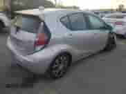 2015 Toyota Prius One z VIN JTDKDTB33F1575685, wystawiony jako IAAI lot #43508333 z przebiegiem 121 064 mil mil oraz . Historia ofert i sprzedaży dostępna na DreamBid. Obrazek 4.