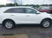 2020 Kia Sorento LX с VIN 5XYPG4A34LG650975, выставлен на аукционе IAAI как лот 42814696 с пробегом 79 970 миль миль и . История ставок и продаж доступна на DreamBid. Изображение 13.