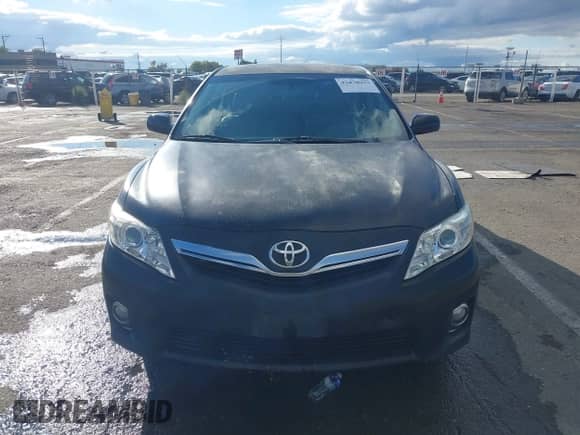 2010 Toyota Camry z VIN 4T1BB3EK0AU113631, wystawiony jako IAAI lot #43470993 z przebiegiem 264 042 mil mil oraz . Historia ofert i sprzedaży dostępna na DreamBid. Obrazek 12.