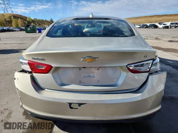 2016 Chevrolet Malibu LT z VIN 1G1ZE5STXGF301579, wystawiony jako Copart lot #84935235 z przebiegiem 94 018 mil mil oraz Szkoda całkowita • Salvage title. Historia ofert i sprzedaży dostępna na DreamBid. Obrazek 6.