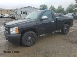 2013 Chevrolet Silverado 1500 Work Truck with VIN 1GCNKPEX1DZ376822, listed as a Copart auction lot 71161834 with 178,109 mi miles and Salvage title. Bid and sale history available at DreamBid. Image 1.